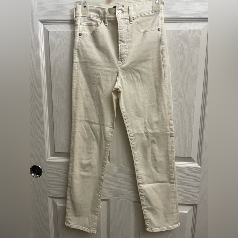 Express Women's Super High Rise Cream Super Stretchy Slim Jeans